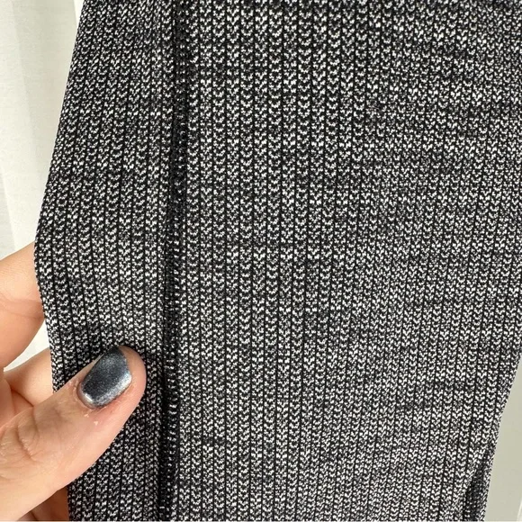 Lululemon Leggings with Pockets - Picture 2 of 7